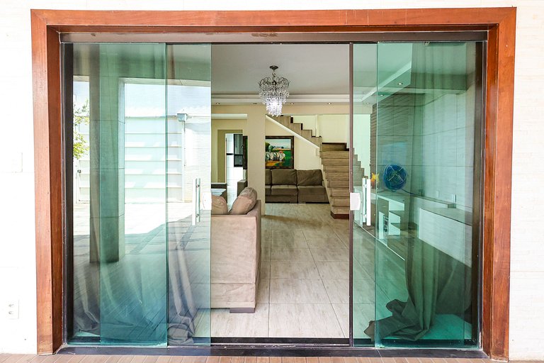 Casa de temporada para alugar com piscina e sauna em BH