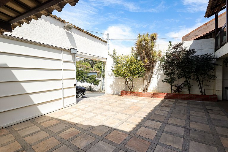 Casa de temporada para alugar com piscina e sauna em BH