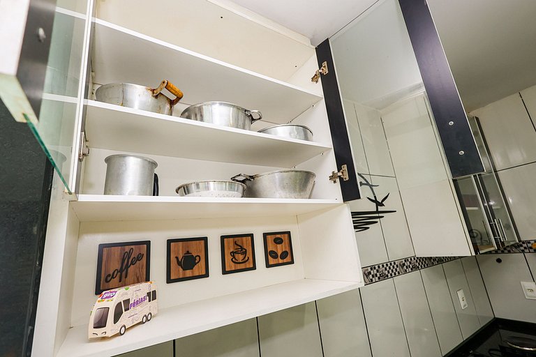 Mansão com Piscina e Área Gourmet em Venda Nova