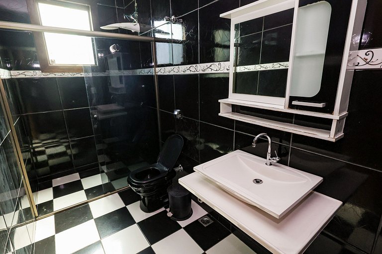 Casa de temporada para alugar com piscina e sauna em BH