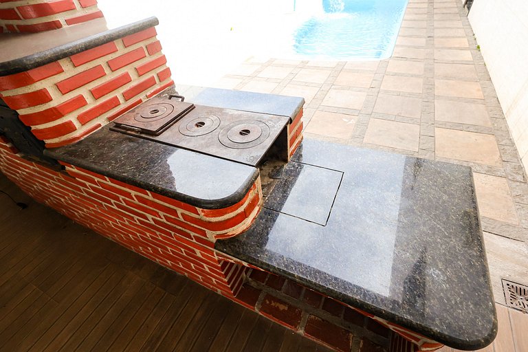 Casa de temporada para alugar com piscina e sauna em BH