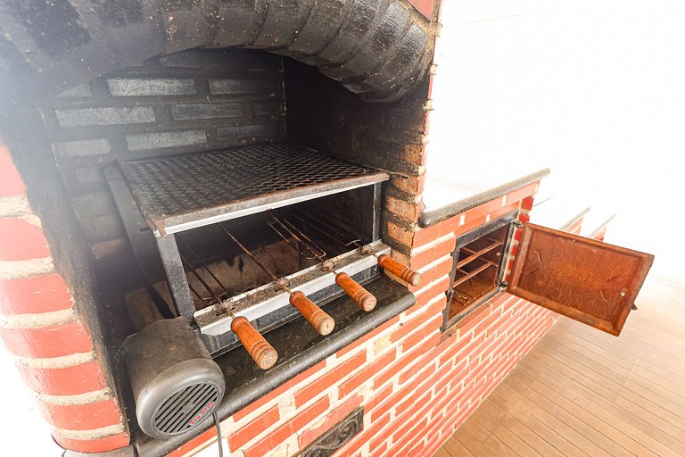 Casa de temporada para alugar com piscina e sauna em BH