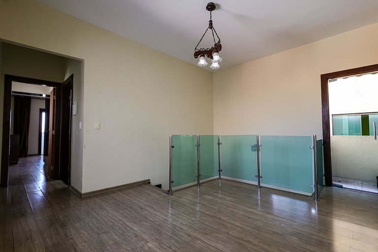 Casa de temporada para alugar com piscina e sauna em BH