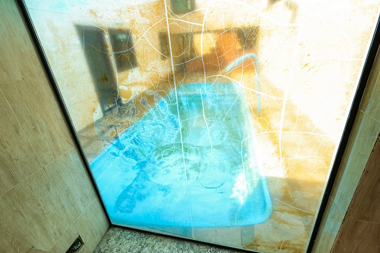 Mansão com Piscina e Área Gourmet em Venda Nova